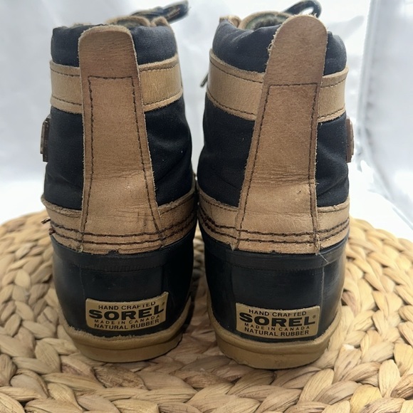 SOREL Made in Canada Ankle High Waterproof Black and Tan Outdoors Boots Size 6 - Picture 7 of 10
